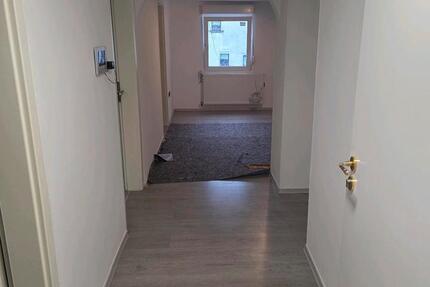 Wohnung Saarbrücken Brebach-Fechingen - 4 Zimmer, 80 m&sup2;, 700&euro; | Angebot:25174966