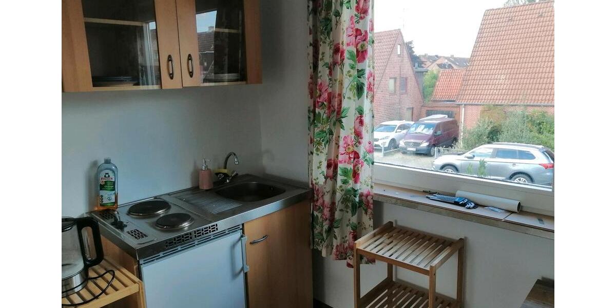 Dachgeschoßwohnung Mölln - 1 Zimmer, 33 m&sup2;, 250&euro; | Angebot:25538663