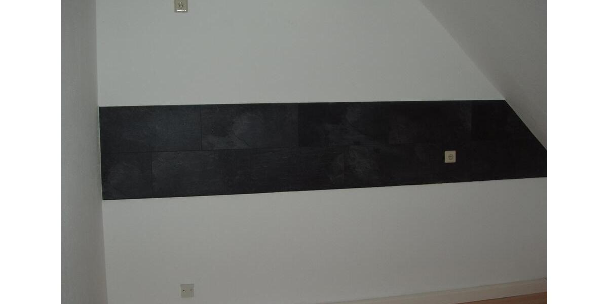 Dachgeschoßwohnung Thum - 1 Zimmer, 53 m&sup2;, 260&euro; | Angebot:26223317