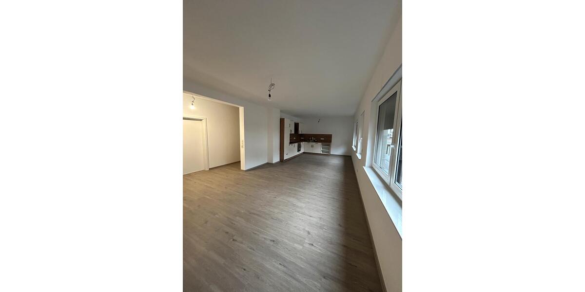 Erdgeschoßwohnung Prüm - 4 Zimmer, 90 m&sup2;, 1.100&euro; | Angebot:25824734