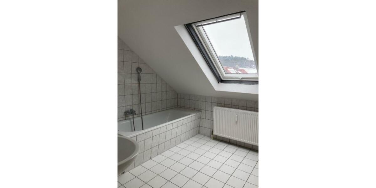 Dachgeschoßwohnung Stadtilm - 2 Zimmer, 55 m&sup2;, 281&euro; | Angebot:24750427