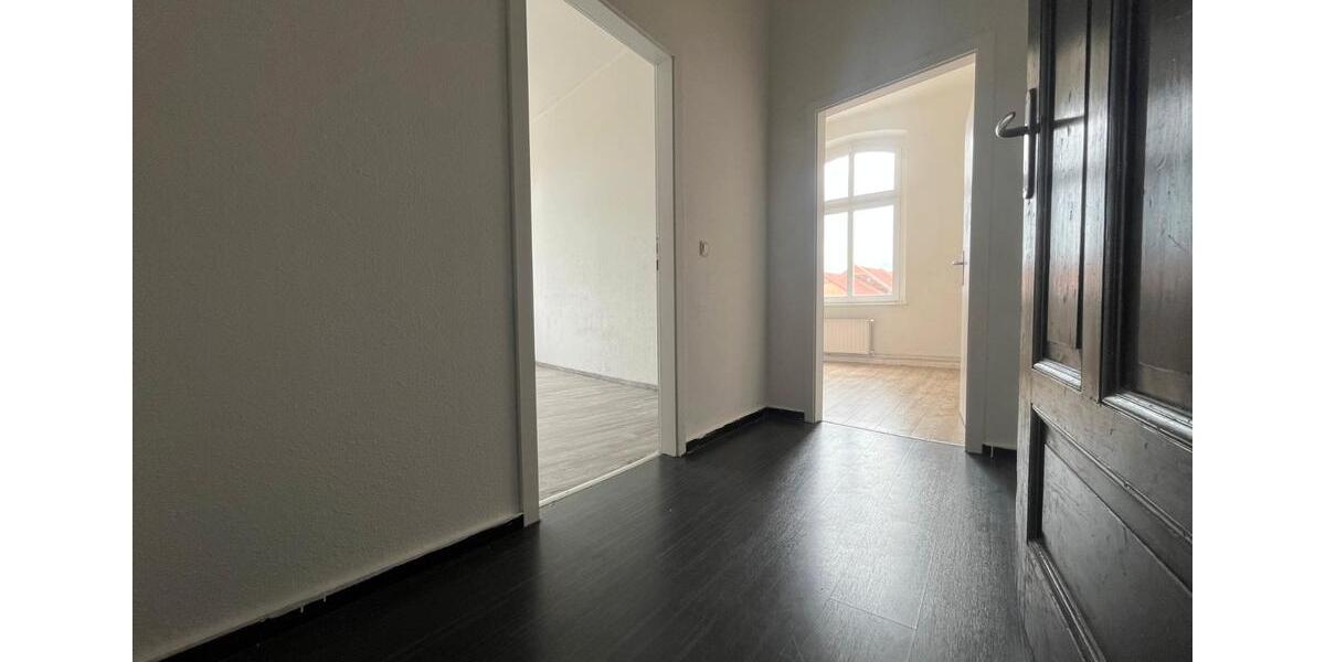 Etagenwohnung Frankfurt (Oder) - 5 Zimmer, 121 m&sup2;, 1.453&euro; | Angebot:24795058