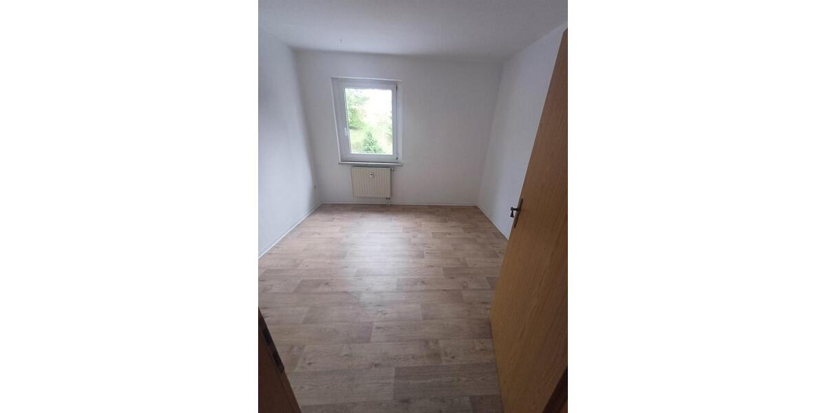 Etagenwohnung Wurzbach - 3 Zimmer, 60 m&sup2;, 380&euro; | Angebot:25857666