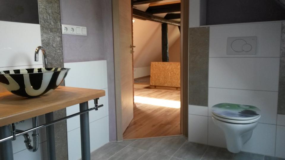 Dachgeschoßwohnung Gleichen - 2 Zimmer, 45 m&sup2;, 350&euro; | Angebot:25045197