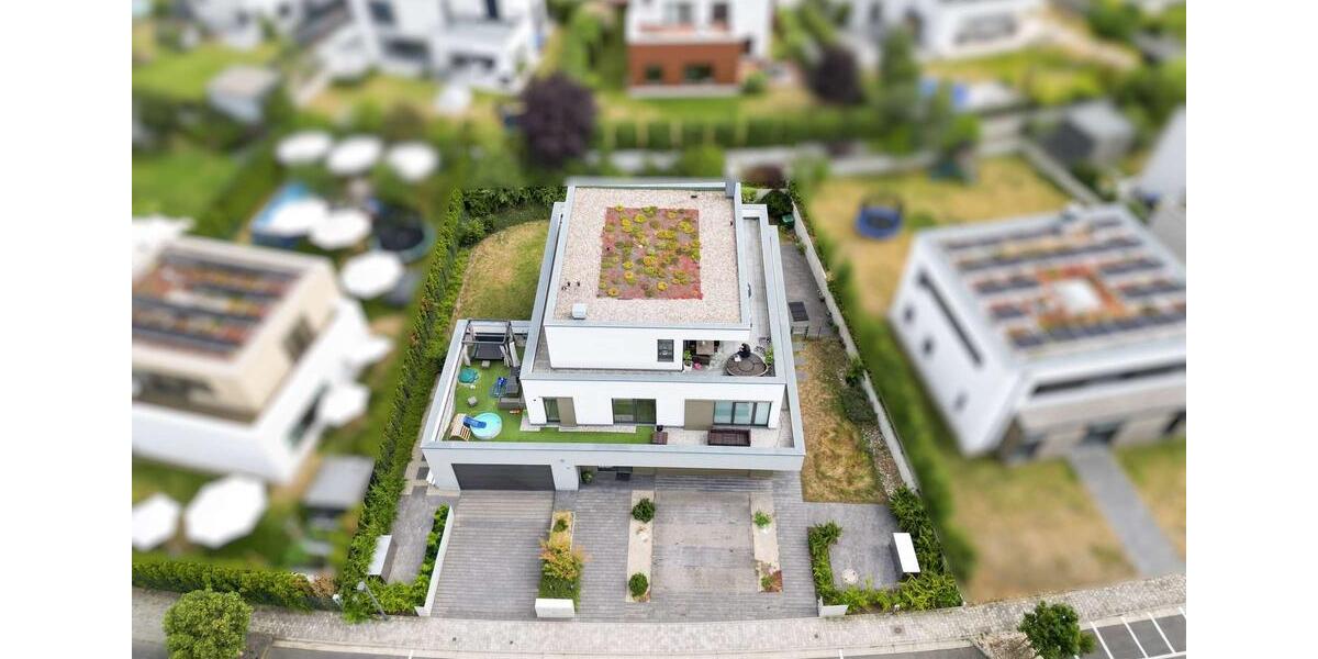 Einfamilienhaus Zwenkau - 6 Zimmer, 257 m&sup2;, 3.000&euro; | Angebot:24474777