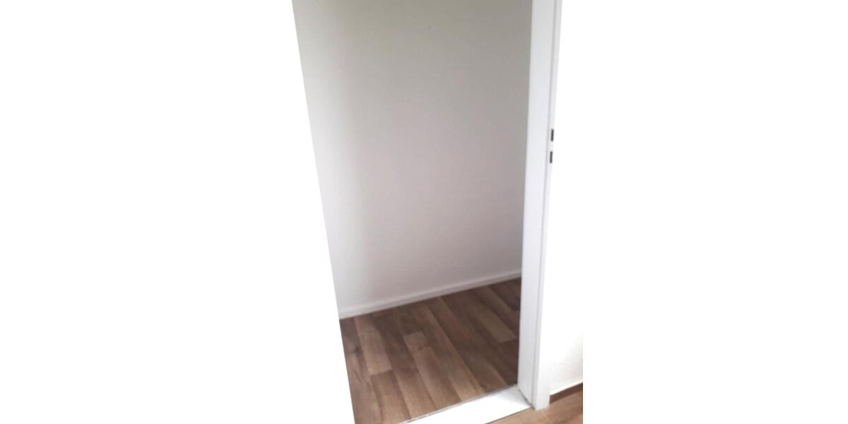 Hochparterre Löcknitz - 3 Zimmer, 66 m&sup2;, 326&euro; | Angebot:12327147