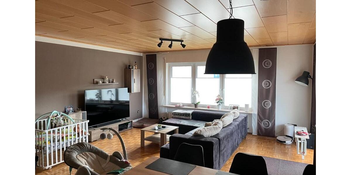 Etagenwohnung Naumburg - 3 Zimmer, 122 m&sup2;, 898&euro; | Angebot:25981874