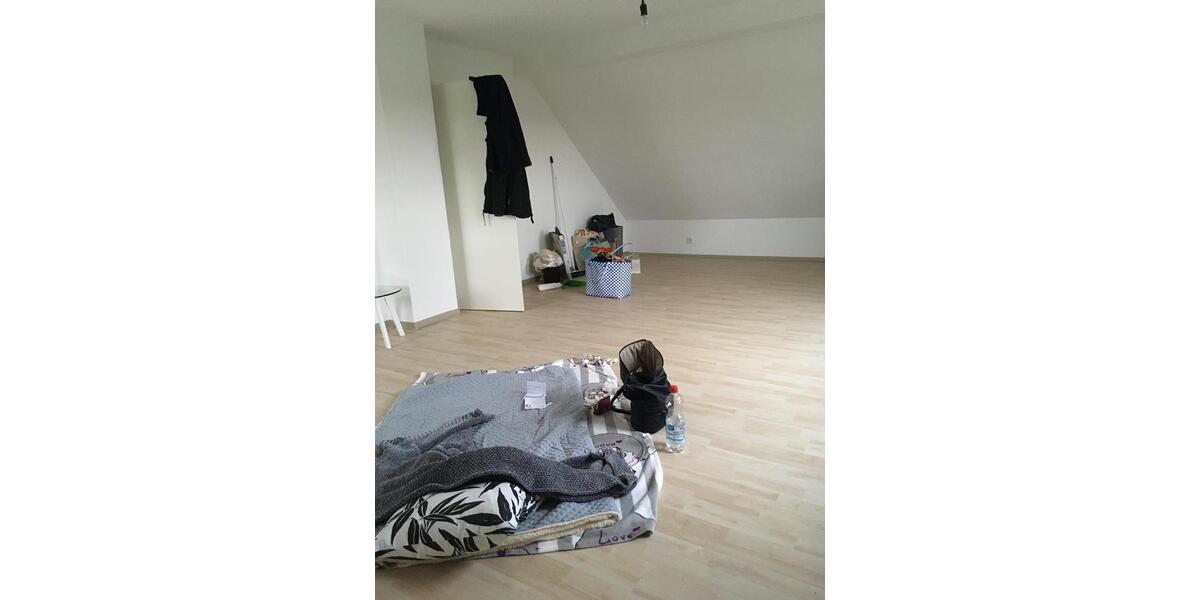 Dachgeschoßwohnung Kirchhain - 2 Zimmer, 66 m&sup2;, 650&euro; | Angebot:25852342