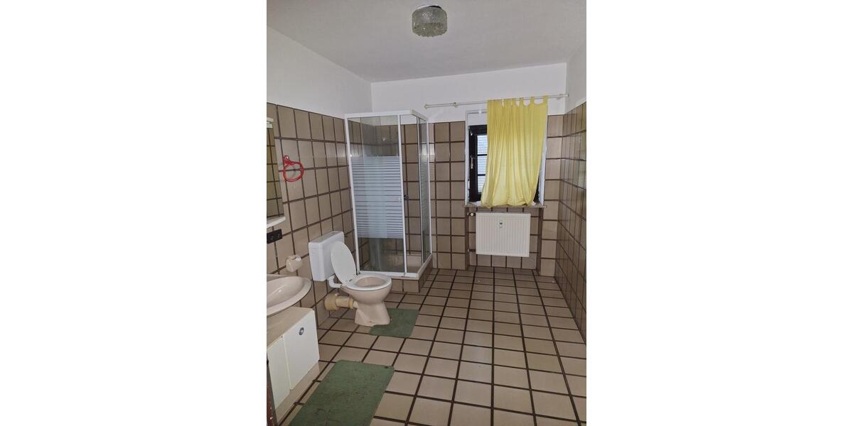 Erdgeschoßwohnung Marktl - 4 Zimmer, 115 m&sup2;, 660&euro; | Angebot:25647249