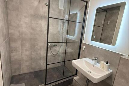 3 Zimmer Wohnung Ratingen 65qm zentral, Balkon, Küche, saniert 3 zimmer