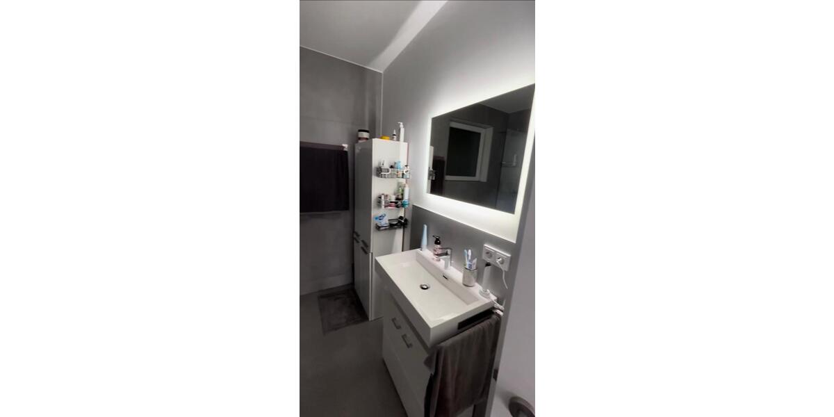 Erdgeschoßwohnung Waldbröl - 2.5 Zimmer, 83 m&sup2;, 1.000&euro; | Angebot:26372658