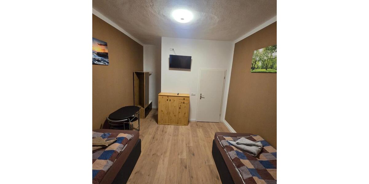 Wohnen auf Zeit Wuppertal Gemarkung Langerfeld - 20 Zimmer, 400 m&sup2;, 35&euro; | Angebot:21466627