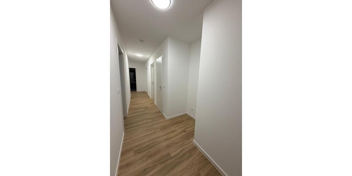 Erdgeschoßwohnung Heide - 3 Zimmer, 102 m&sup2;, 1.377&euro; | Angebot:26480238