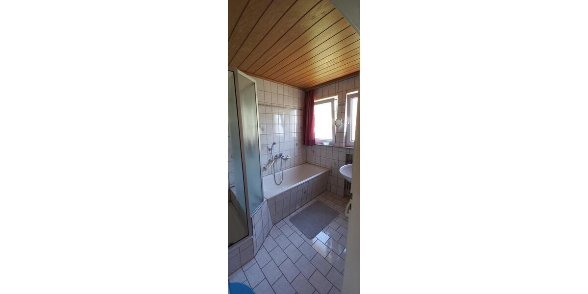 WG-Zimmer möbliert im Haus Schalksburg, Teilort Balingen 1 zimmer