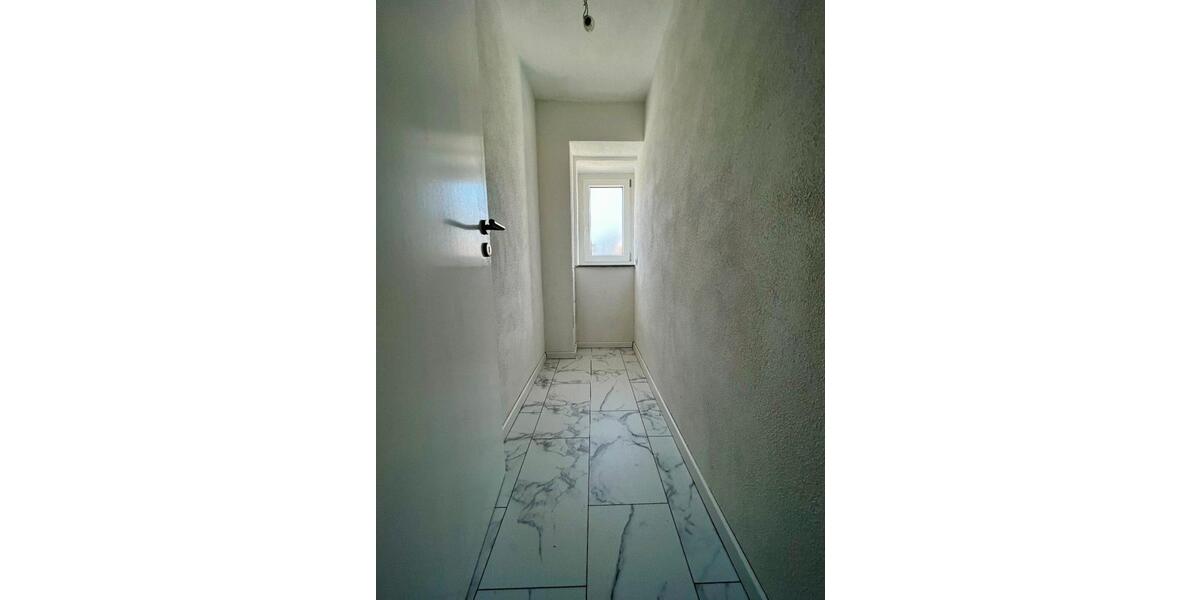 Erdgeschoßwohnung Gunzenhausen - 4 Zimmer, 124 m&sup2;, 965&euro; | Angebot:26429646