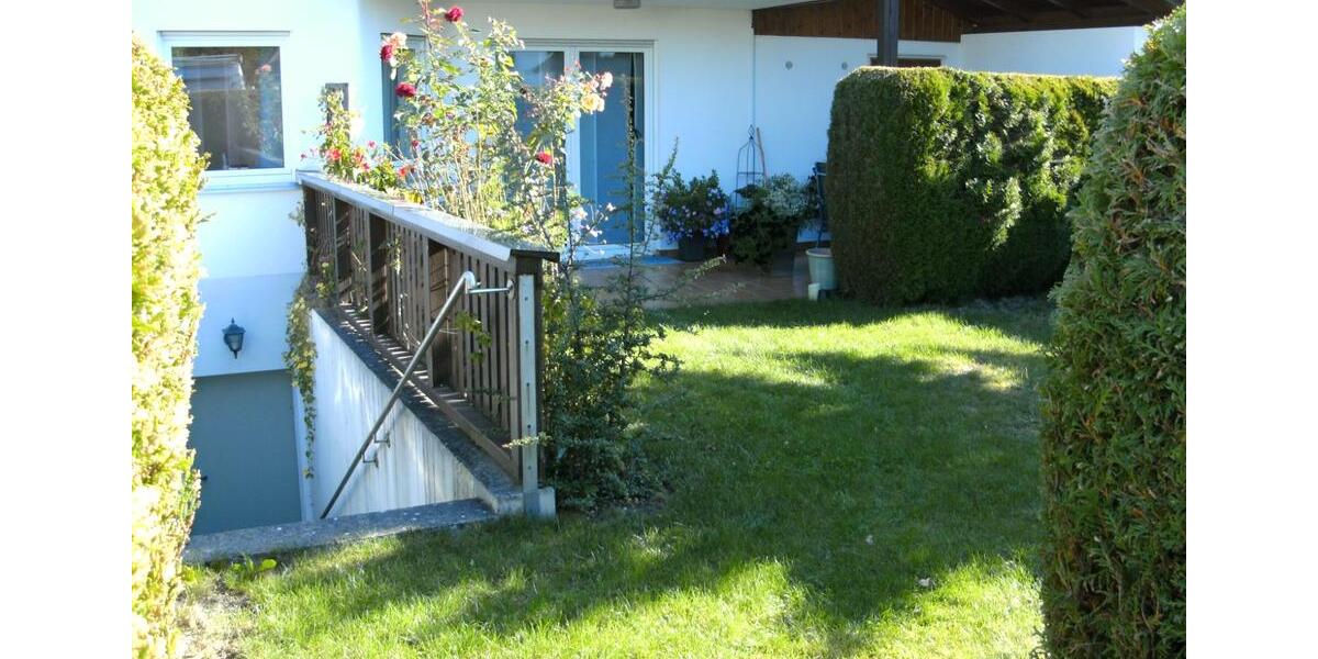 Doppelhaushälfte Burghausen - 9 Zimmer, 152 m&sup2;, 1.800&euro; | Angebot:26486520