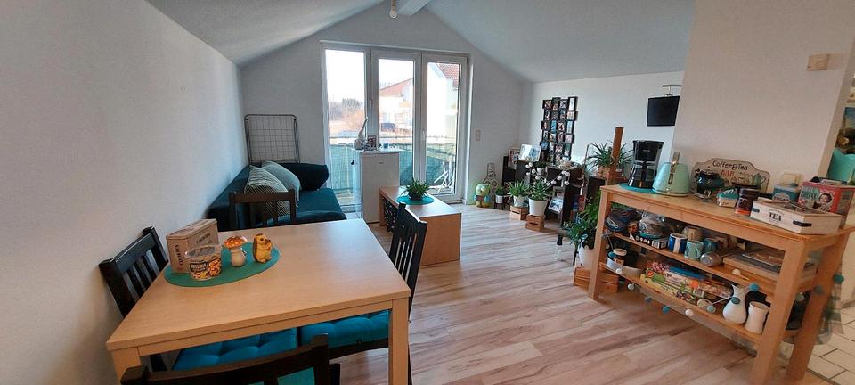 Dachgeschoßwohnung Frankenberg (Sachsen) - 2 Zimmer, 43 m&sup2;, 395&euro; | Angebot:25026034