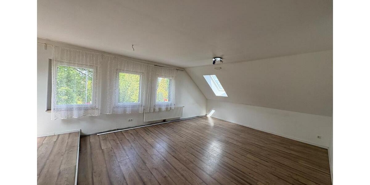 Dachgeschoßwohnung Spenge - 2 Zimmer, 70 m&sup2;, 600&euro; | Angebot:26645564