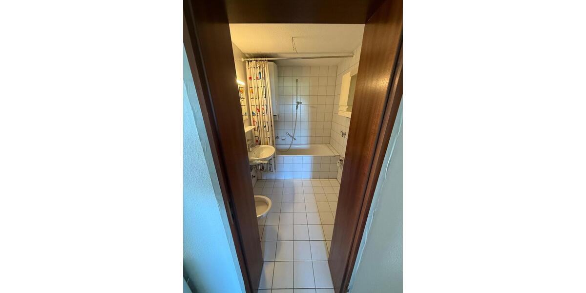 Etagenwohnung Beckingen - 2 Zimmer, 65 m&sup2;, 900&euro; | Angebot:24394402