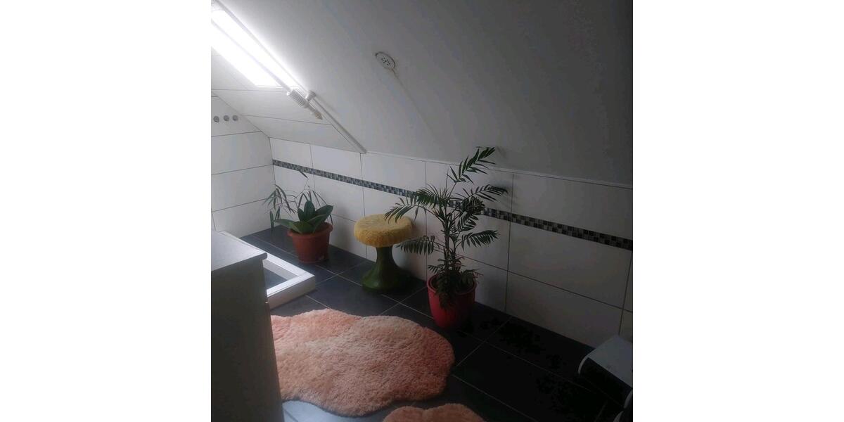 Einfamilienhaus Lauda-Königshofen Königshofen - 5 Zimmer, 95 m&sup2;, 1.250&euro; | Angebot:24681833