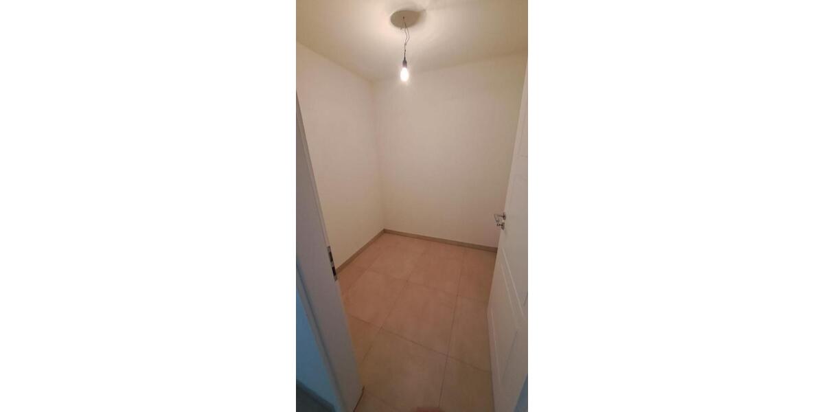 Etagenwohnung Breitenbrunn - 3 Zimmer, 102 m&sup2;, 1.100&euro; | Angebot:26586137