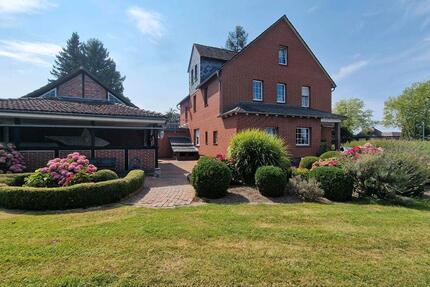 Haus Holzminden - 12 Zimmer, 320 m&sup2;, 2.300&euro; | Angebot:26037589