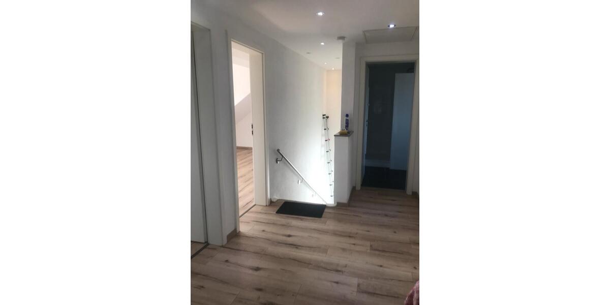 Dachgeschoßwohnung Memmingen - 3 Zimmer, 80 m&sup2;, 900&euro; | Angebot:24976730
