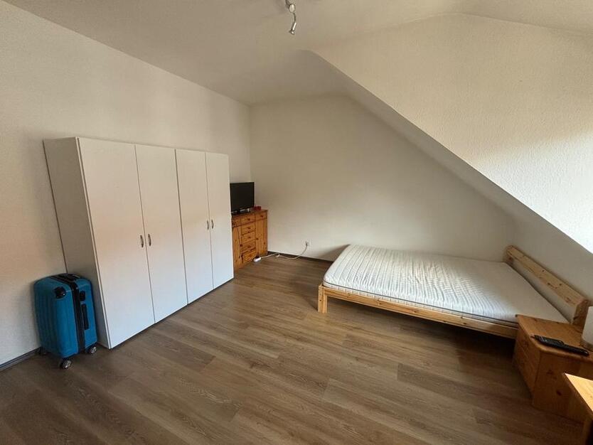 Zimmer (17qm2) zur Untermieter in Heidelberg Rohrbach (zum 01.09)