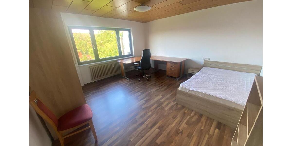 WG ZIMMER FRIEDRICHSHAFEN 4 ER STUDENTEN APRIL- SEPTEMBER 1 zimmer