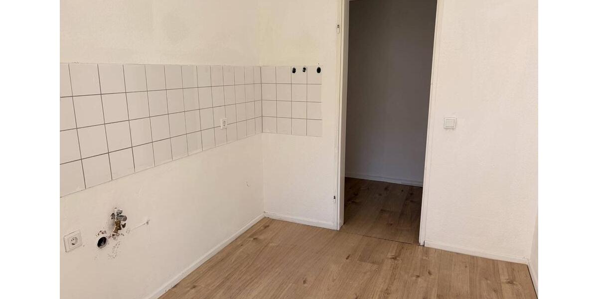 Etagenwohnung Solingen Wald - 4 Zimmer, 99 m&sup2;, 674&euro; | Angebot:26560269