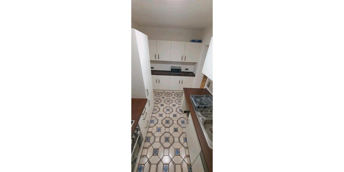 Wohnen auf Zeit Pfullingen - 1 Zimmer, 12 m&sup2;, 420&euro; | Angebot:26111656