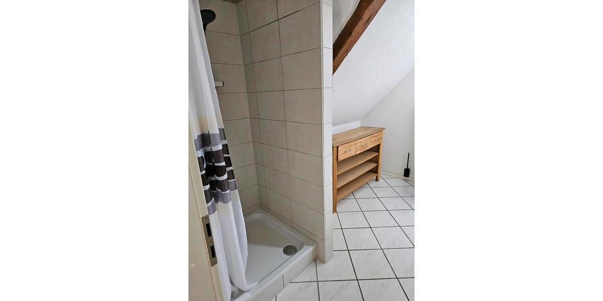Dachgeschoßwohnung Mommenheim - 2 Zimmer, 79 m&sup2;, 750&euro; | Angebot:24560491