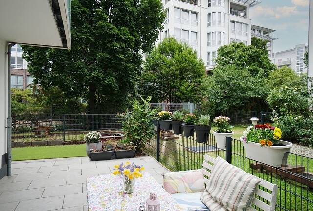Eine Rarität im Herzen Berlins: Wohnung mit Garten