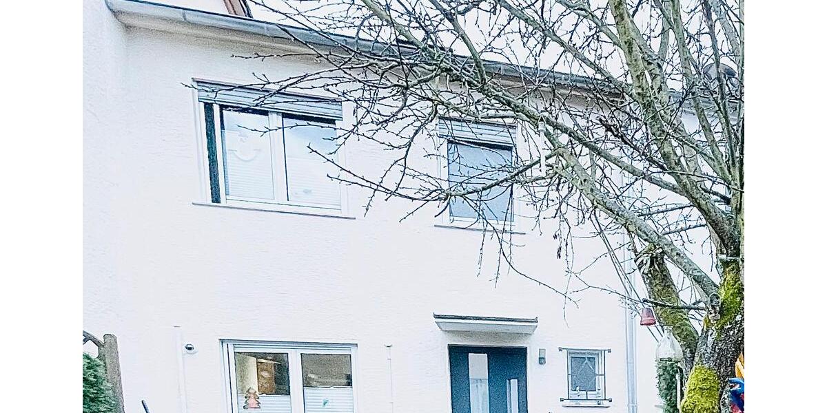 Reihenhaus Kelkheim (Taunus) - 4 Zimmer, 120 m&sup2;, 1.820&euro; | Angebot:26308498