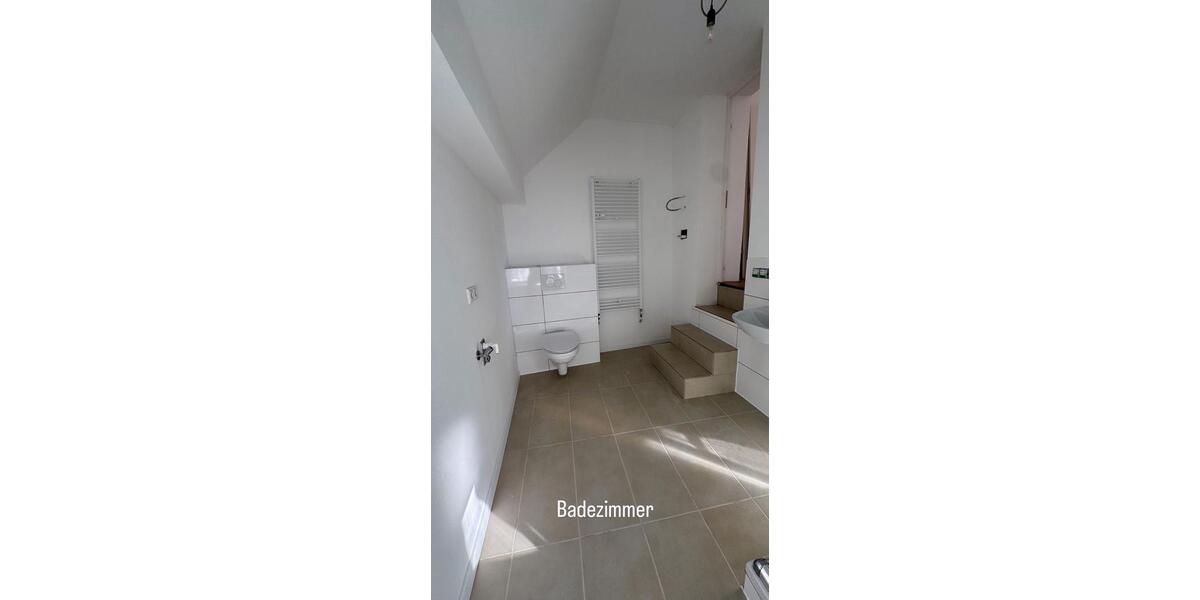 Dachgeschoßwohnung Saarlouis - 2 Zimmer, 76 m&sup2;, 700&euro; | Angebot:26630202