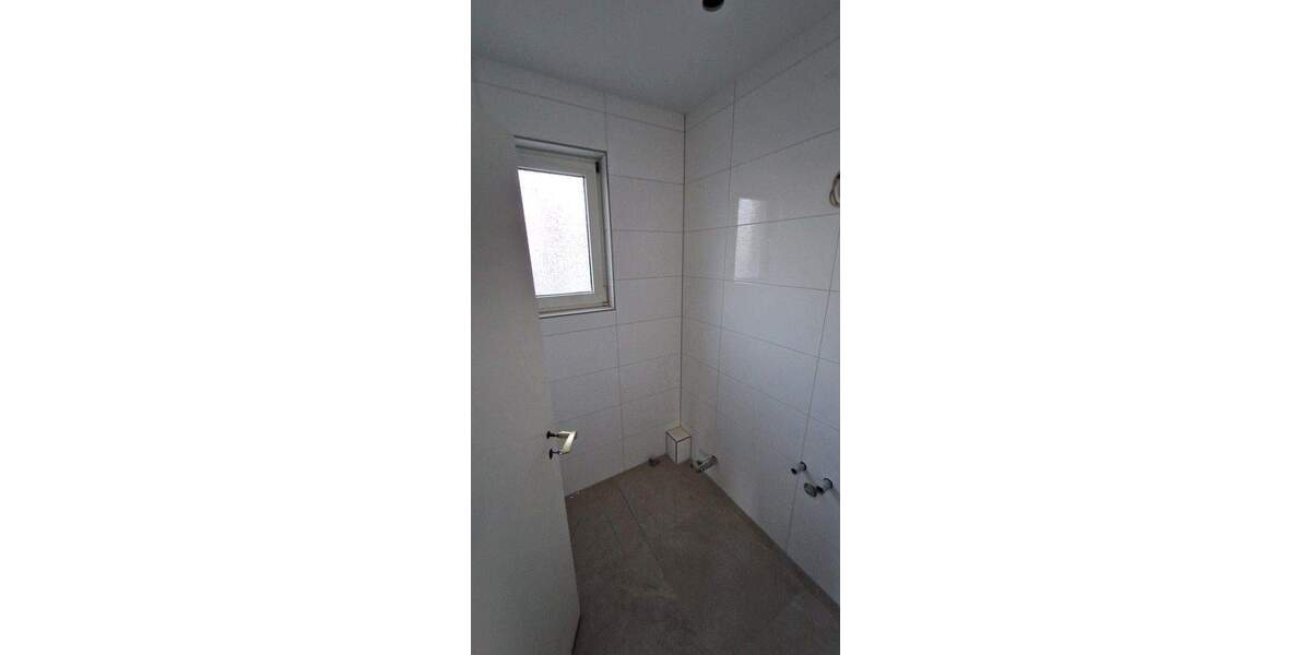 Toplage am Maudacher Bruch - Kernsaniertes Doppelhaus in Sackgasse 5 zimmer