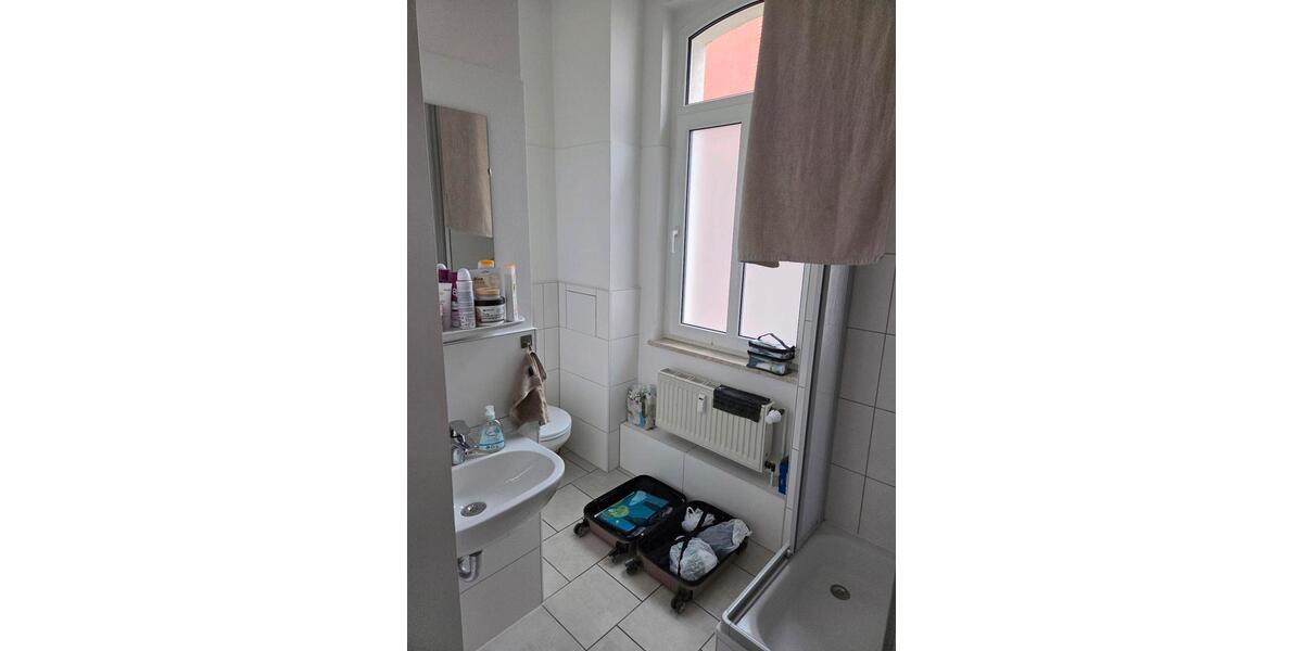 Etagenwohnung Jena - 1 Zimmer, 15 m&sup2;, 271&euro; | Angebot:26292754