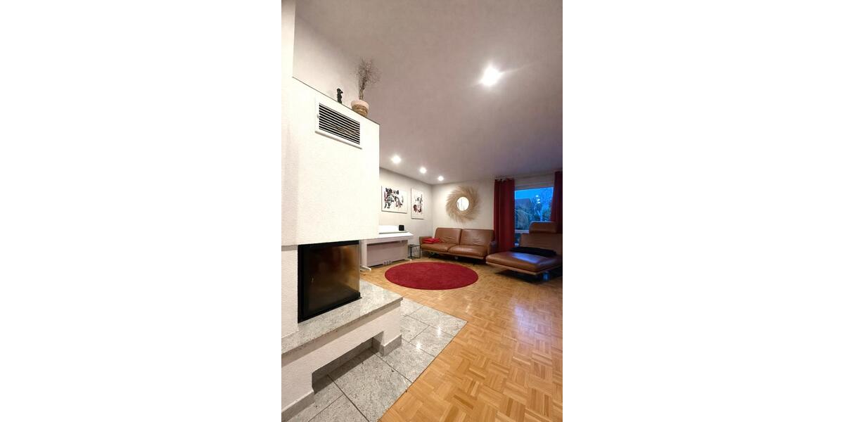 Wohnen auf Zeit Waldbronn - 6 Zimmer, 161 m&sup2;, 2.350&euro; | Angebot:25543385