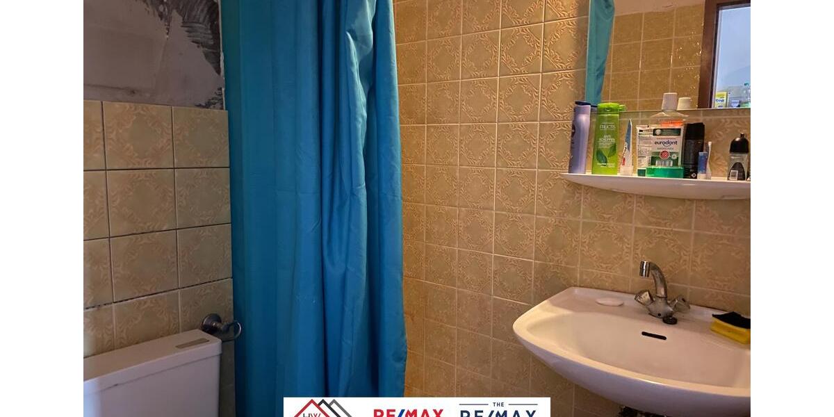 Erdgeschoßwohnung Kaiserslautern Betzenberg - 1 Zimmer, 19 m&sup2;, 300&euro; | Angebot:23864225