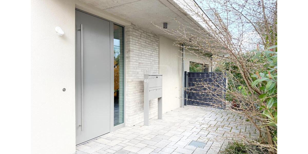 Etagenwohnung Oberursel (Taunus) - 3 Zimmer, 90 m&sup2;, 2.100&euro; | Angebot:25922135