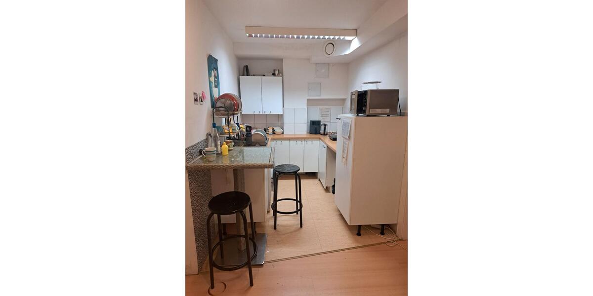 Wohnen auf Zeit Düsseldorf Oberbilk - 1 Zimmer, 18 m&sup2;, 645&euro; | Angebot:26578277