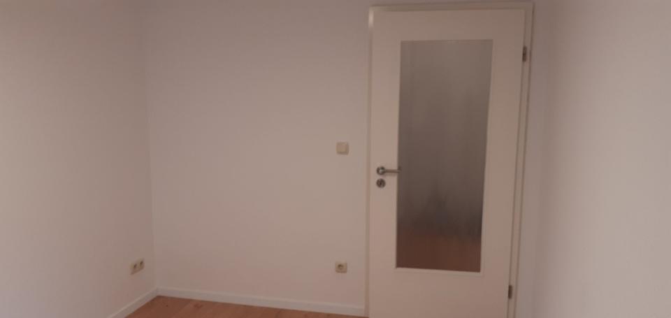 Dachgeschoßwohnung Ober-Olm Olm - 3 Zimmer, 70 m&sup2;, 700&euro; | Angebot:26561634