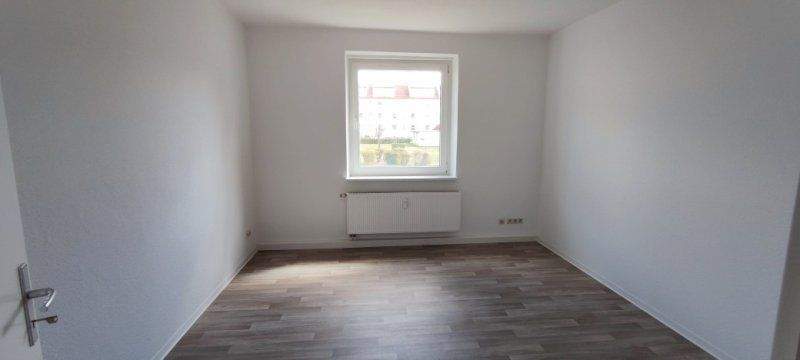 Etagenwohnung Brandenburg an der Havel Görden - 2 Zimmer, 60 m&sup2;, 489&euro; | Angebot:25694721