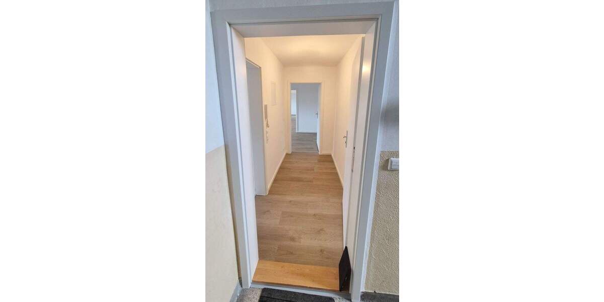 Etagenwohnung Singen (Hohentwiel) Singen - 3 Zimmer, 75 m&sup2;, 850&euro; | Angebot:25927289