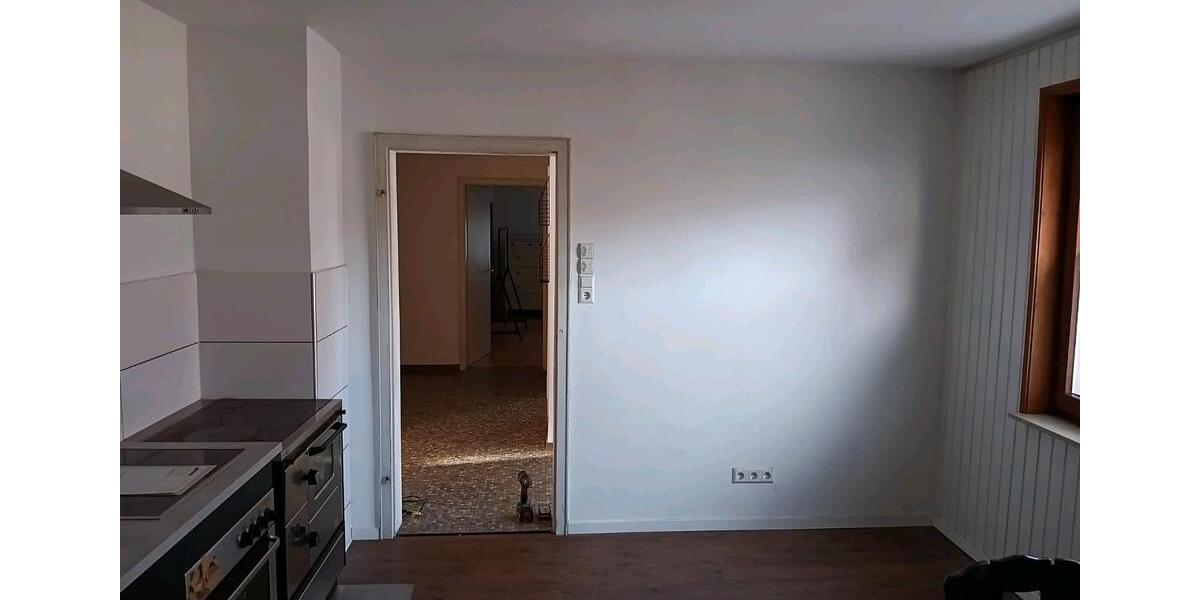 Erdgeschoßwohnung Neuenburg am Rhein - 3 Zimmer, 90 m&sup2;, 1.025&euro; | Angebot:26546724