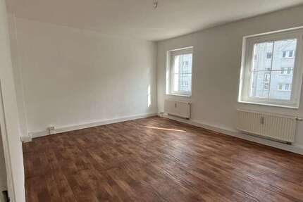 Wohnung Groß Schacksdorf - 2 Zimmer, 59 m&sup2;, 289&euro; | Angebot:26019057