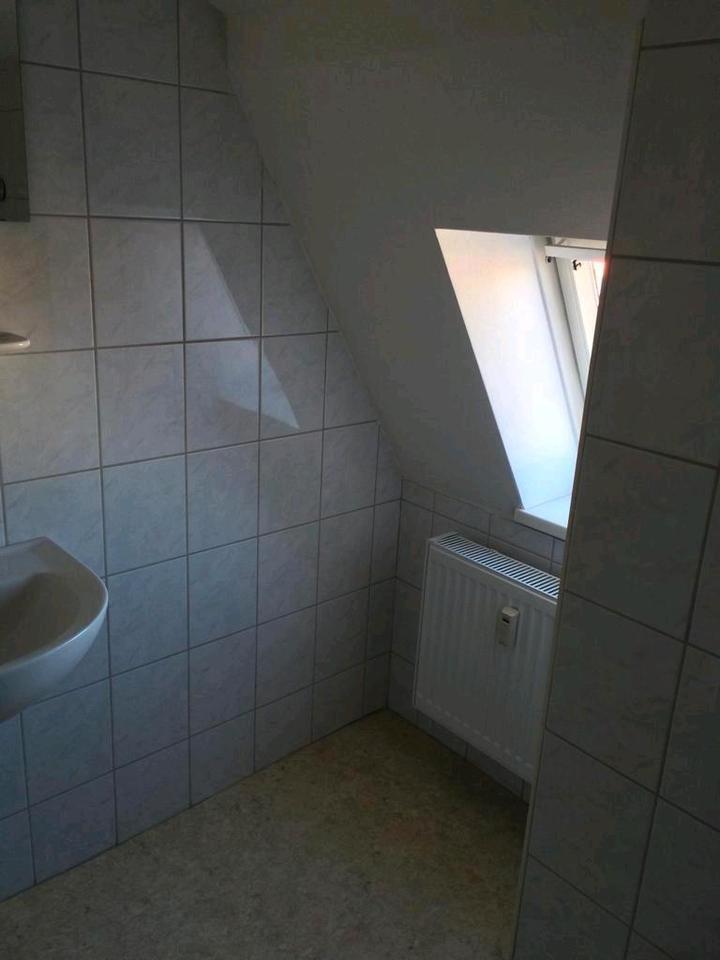 ANFRAGESTOPP Süße DG Wohnung ab Oktober