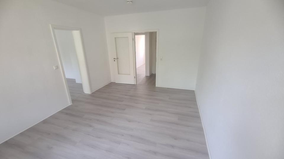 Hochparterre Apolda - 2 Zimmer, 47 m&sup2;, 470&euro; | Angebot:26662235