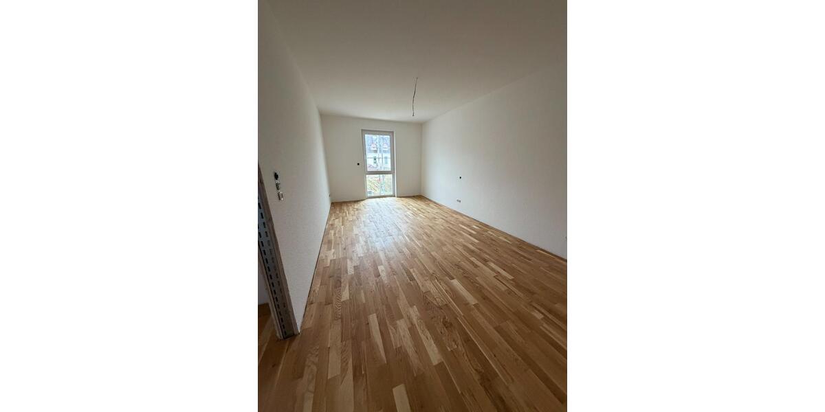 Etagenwohnung Osnabrück Hafen - 4 Zimmer, 118 m&sup2;, 1.297&euro; | Angebot:25902963