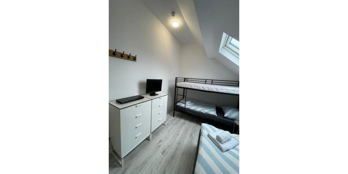 Wohnen auf Zeit Brühl - 5 Zimmer, 143 m&sup2;, 25&euro; | Angebot:22906681